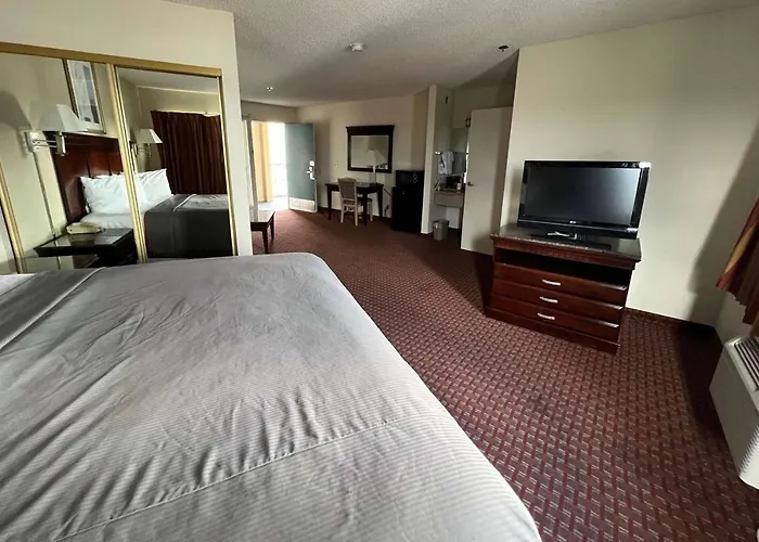 Days Inn & Suites By Wyndham Rancho Cordova