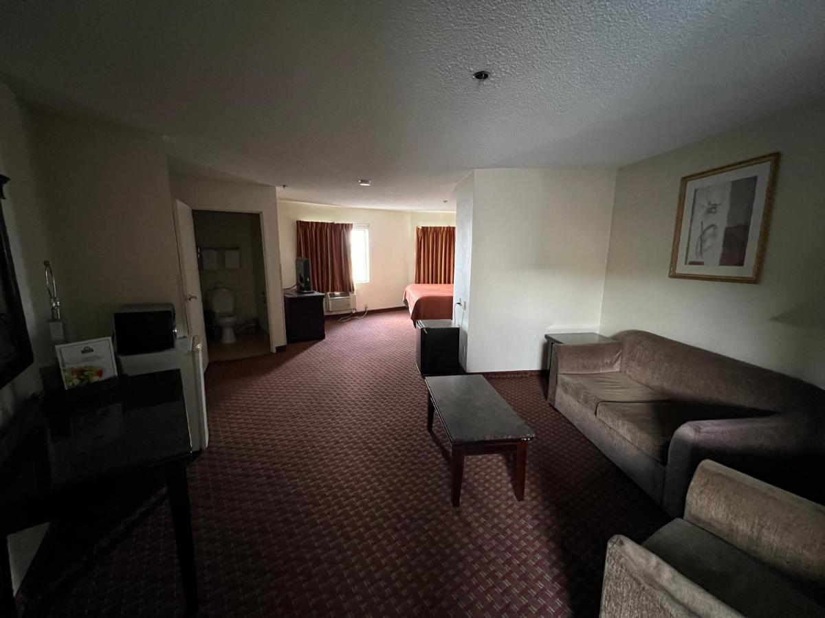Days & By Wyndham 2* Rancho Cordova