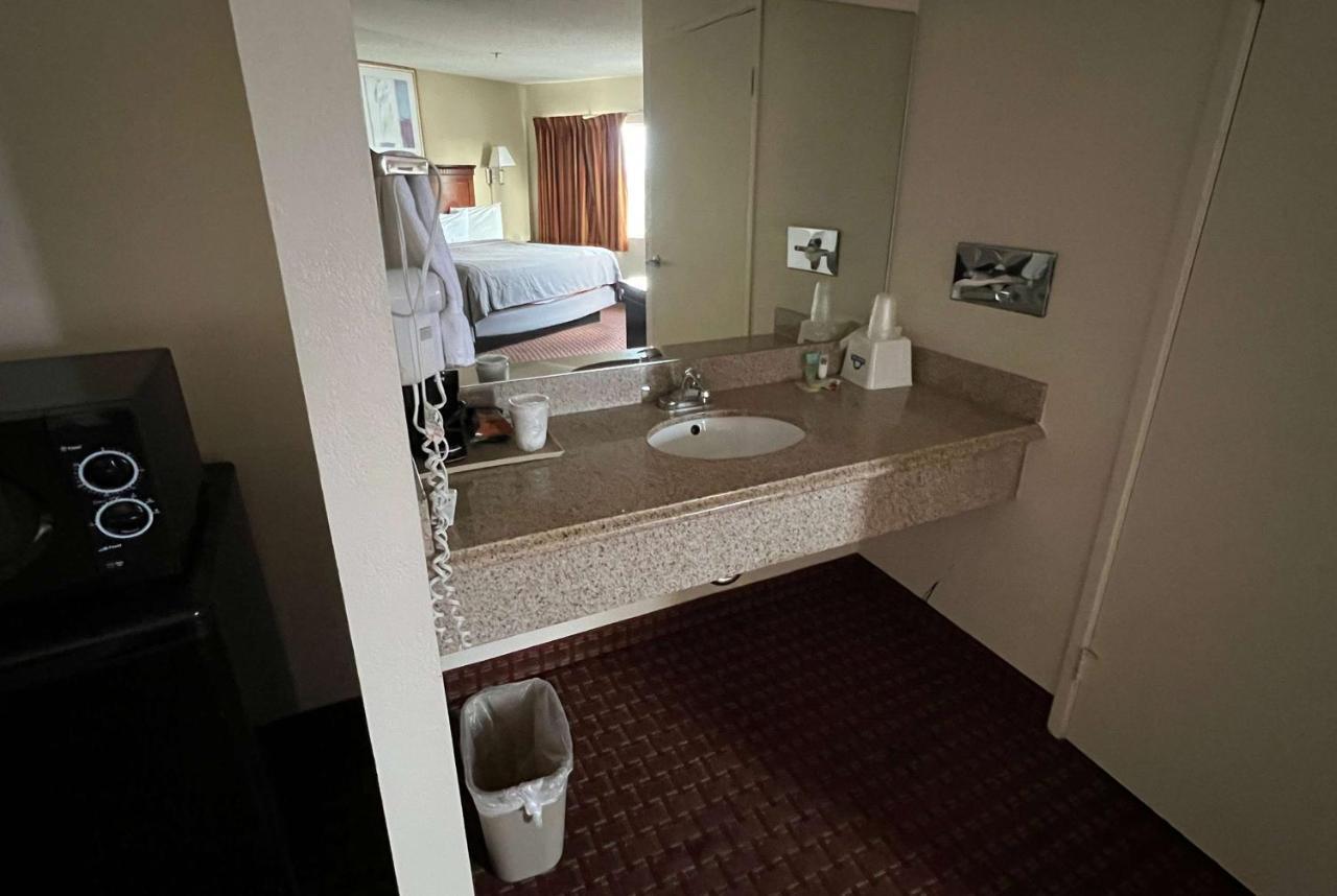 Hotel Days & By Wyndham Rancho Cordova