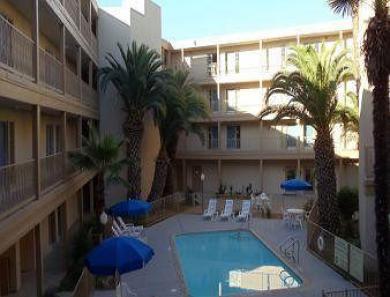 Hotel Days & By Wyndham 2*